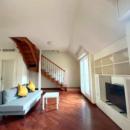Accomodo Mip45 Porta Vittoria Apartamento